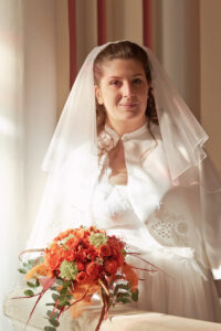 Menyasszony portré színes filmre fotózva